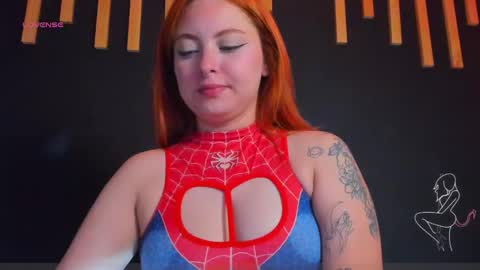 hot izys online show from 10/30/25, 06:04
