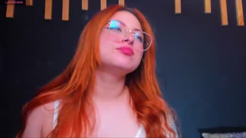 hot izys online show from 05/22/26, 06:53