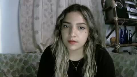 Snapshot of izzy_32 chatting on 04/06/26, 07:09 izzy_32 online show from 04/06/26, 07:09