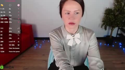 Snapshot of izzy_cam chatting on 05/23/26, 05:23 Queen of nylon Victoria online show from 05/23/26, 05:23
