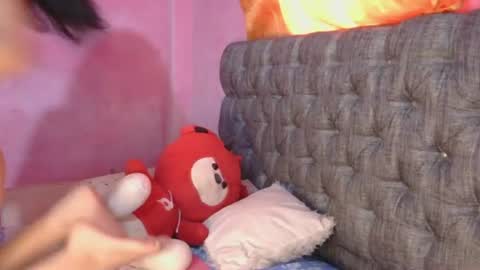 izzy_rains online show from 07/04/26, 09:59