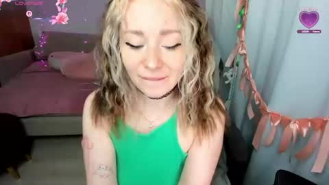  K A T E    I have great pvt hot shows with dildos shows in pantyhose I love to squirt fabulously online show from 06/14/26, 04:09