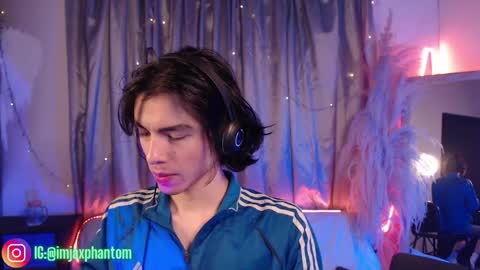 Snapshot of j_a_x_x_x_o_n chatting on 09/09/25, 09:42 Hey im Jaxxxon check my info online show from 09/09/25, 09:42