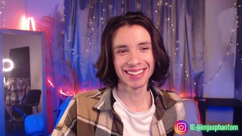 Snapshot of j_a_x_x_x_o_n chatting on 11/04/25, 05:50 Hey im Jaxxxon check my info online show from 11/04/25, 05:50