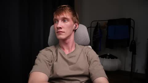 Snapshot of j_akira13 chatting on 11/07/25, 09:42 Danny online show from 11/07/25, 09:42