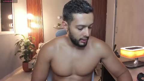 Calix  Independient model Insta and twt Calixsnake online show from 07/01/26, 01:40