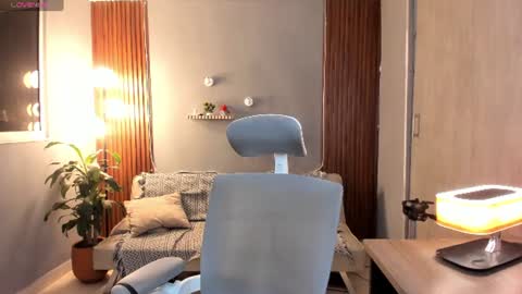 Calix  Independient model Insta and twt Calixsnake online show from 07/03/26, 01:01