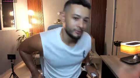 Calix  Independient model Insta and twt Calixsnake online show from 07/18/26, 11:30