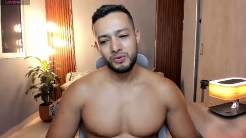 Calix  Independient model Insta and twt Calixsnake online show from 07/21/26, 10:34