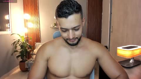Calix  Independient model Insta and twt Calixsnake online show from 07/22/26, 10:01