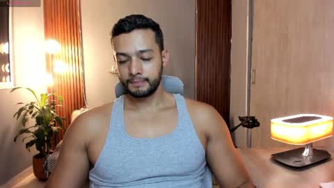 Calix  Independient model Insta and twt Calixsnake online show from 08/01/26, 12:54