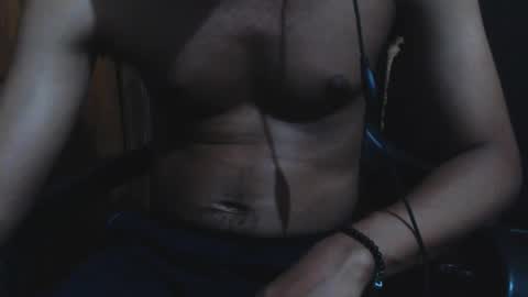 Snapshot of j_castello chatting on 01/30/25, 05:19 J online show from 01/30/25, 05:19