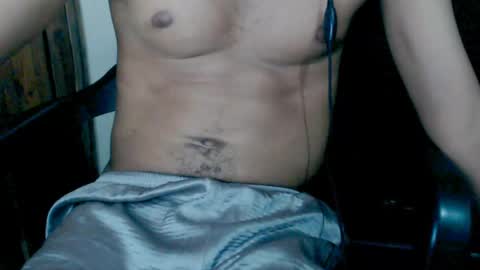 Snapshot of j_castello chatting on 02/16/25, 09:16 J online show from 02/16/25, 09:16