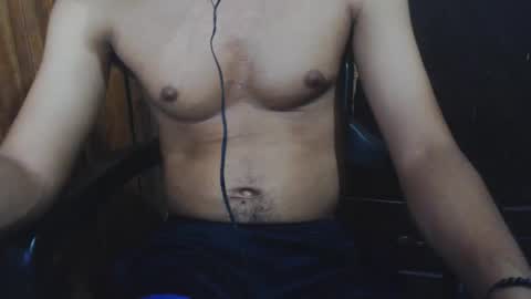 Snapshot of j_castello chatting on 09/24/25, 01:42 J online show from 09/24/25, 01:42