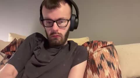 Snapshot of j_ddog chatting on 05/31/26, 10:33 JDogg online show from 05/31/26, 10:33