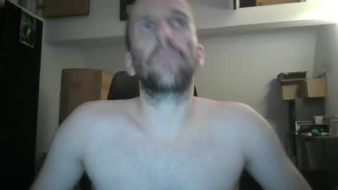 Snapshot of j_ferguson chatting on 08/04/26, 03:32 j_ferguson online show from 08/04/26, 03:32