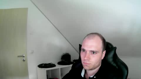 here4y online show from 06/08/26, 03:34