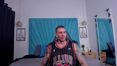 Snapshot of j_king__ chatting on 03/11/26, 08:59 J King online show from 03/11/26, 08:59