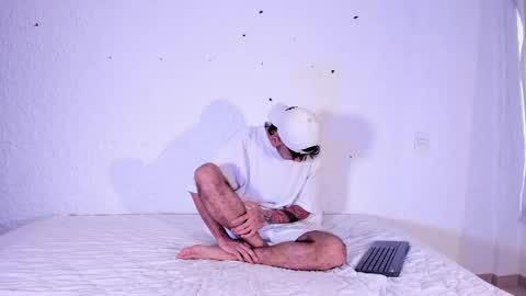 Snapshot of j_martony chatting on 11/07/25, 12:16 j_martony online show from 11/07/25, 12:16