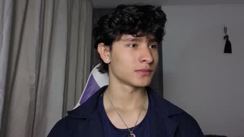 Snapshot of j_u_p_i_t_e_r chatting on 11/11/25, 10:10 Noah online show from 11/11/25, 10:10