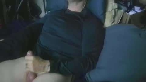 Snapshot of jaaj33 chatting on 11/10/25, 02:05 jaaj33 online show from 11/10/25, 02:05