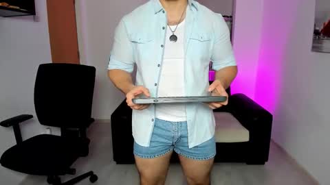 Snapshot of jace_thorne chatting on 10/11/25, 04:49 Jace online show from 10/11/25, 04:49