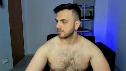 Snapshot of jace_thorne chatting on 10/22/25, 03:56 Jace online show from 10/22/25, 03:56