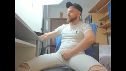Jace online show from 10/13/25, 02:44