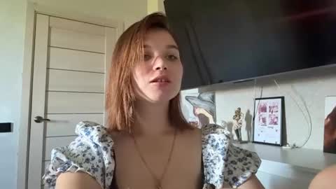 Snapshot of jacelyndettori chatting on 06/11/26, 02:53 Julie online show from 06/11/26, 02:53