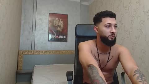 Snapshot of jacezachary chatting on 02/03/25, 12:03 JaceZachary online show from 02/03/25, 12:03