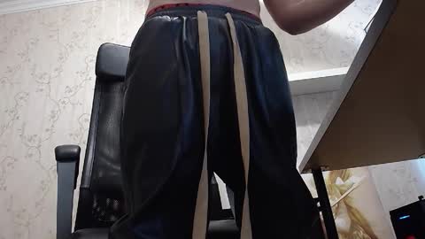 Snapshot of jacezachary chatting on 02/14/25, 10:59 JaceZachary online show from 02/14/25, 10:59