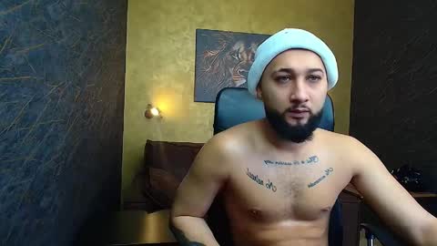 Snapshot of jacezachary chatting on 02/19/25, 06:33 JaceZachary online show from 02/19/25, 06:33