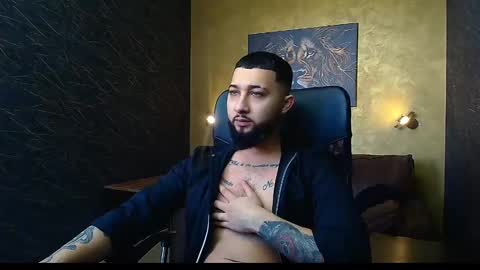 Snapshot of jacezachary chatting on 02/21/25, 09:02 JaceZachary online show from 02/21/25, 09:02