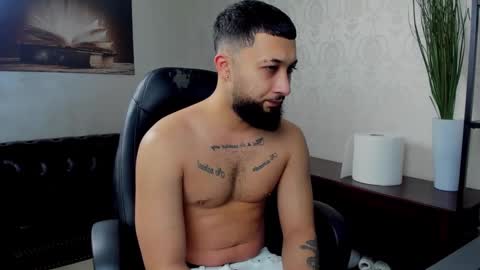 Snapshot of jacezachary chatting on 02/27/25, 05:24 JaceZachary online show from 02/27/25, 05:24