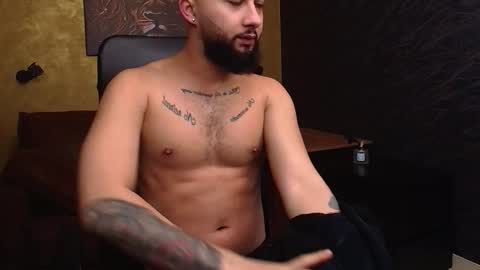 Snapshot of jacezachary chatting on 03/02/25, 05:23 JaceZachary online show from 03/02/25, 05:23