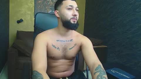 Snapshot of jacezachary chatting on 03/02/25, 12:32 JaceZachary online show from 03/02/25, 12:32