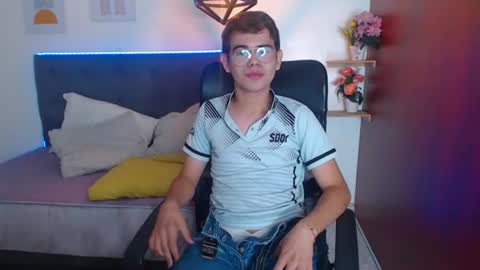 Snapshot of jack__thomas chatting on 06/11/26, 02:04 JACK TOMAS online show from 06/11/26, 02:04