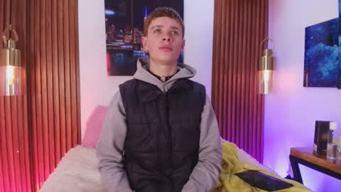 JACK  online show from 11/04/25, 12:15