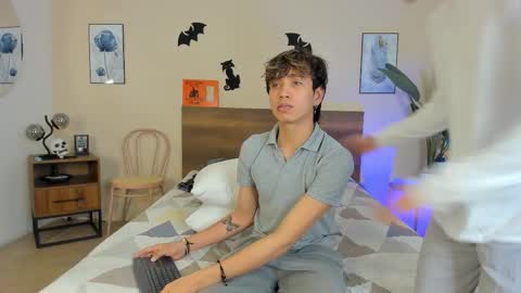 jack online show from 10/30/25, 04:47