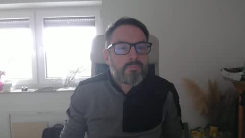 Snapshot of jackbauer9999 chatting on 04/04/26, 12:35 jackbauer9999 online show from 04/04/26, 12:35