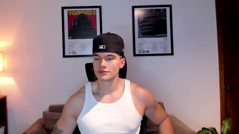 Snapshot of jackboy_2000 chatting on 10/01/25, 10:10 Jack J online show from 10/01/25, 10:10