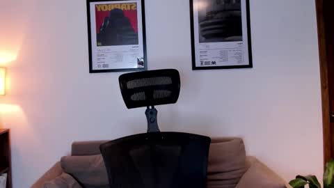 Snapshot of jackboy_2000 chatting on 10/04/25, 10:46 Jack J online show from 10/04/25, 10:46