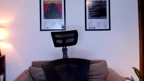 Snapshot of jackboy_2000 chatting on 10/08/25, 10:35 Jack J online show from 10/08/25, 10:35