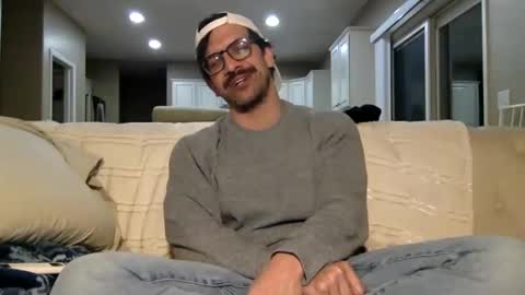 Snapshot of jackcharloe chatting on 11/11/25, 11:49 jackcharloe online show from 11/11/25, 11:49