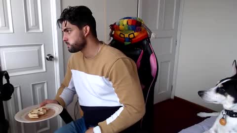 Snapshot of jackecuador chatting on 09/13/25, 05:57 Jack online show from 09/13/25, 05:57