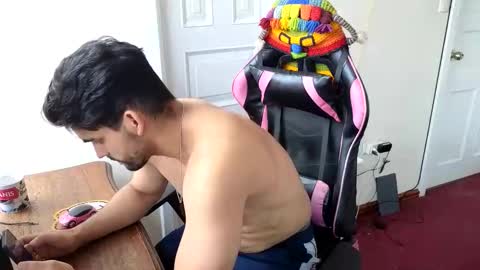 Snapshot of jackecuador chatting on 11/28/25, 03:58 Jack online show from 11/28/25, 03:58