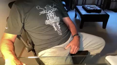 Snapshot of jacker65 chatting on 10/13/25, 05:02 jacker65 online show from 10/13/25, 05:02