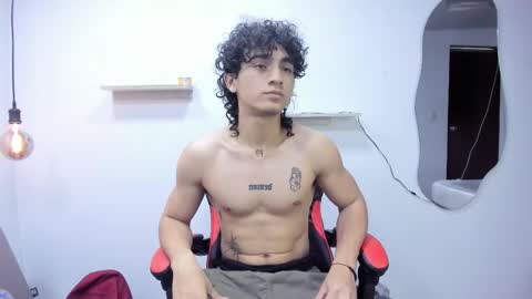 Snapshot of jackestaylor chatting on 09/15/25, 05:40 Jackes Taylor online show from 09/15/25, 05:40