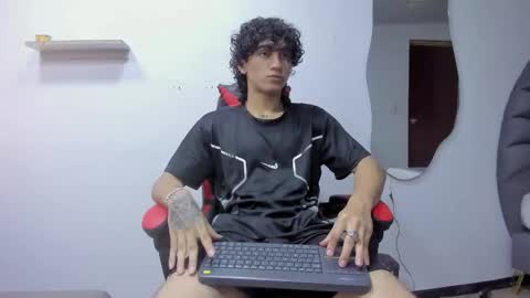 Snapshot of jackestaylor chatting on 10/13/25, 05:29 Jackes Taylor online show from 10/13/25, 05:29