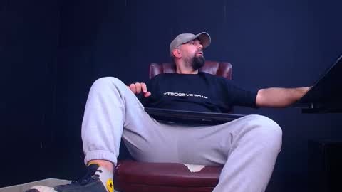 JackEthan online show from 10/04/25, 05:16